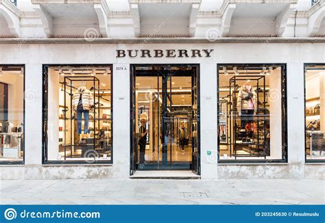 burberry calle larga venezia|Burberry, negozio di abbigliamento, Calle Larga 22 Marzo (San .